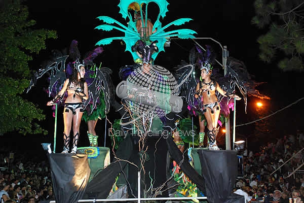 -Carnavales en 25 de Mayo - Provincia de Buenos Aires-