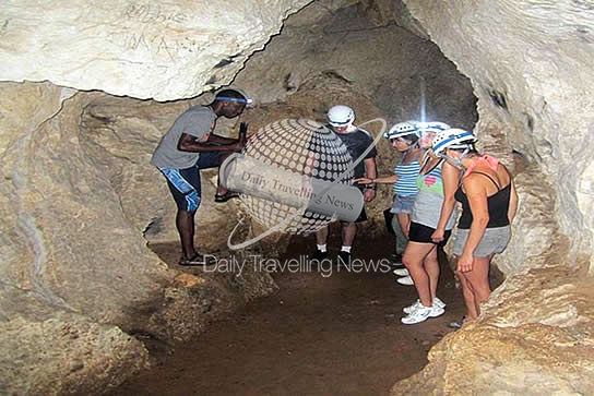 -Exploracin de cuevas en Jamaica-