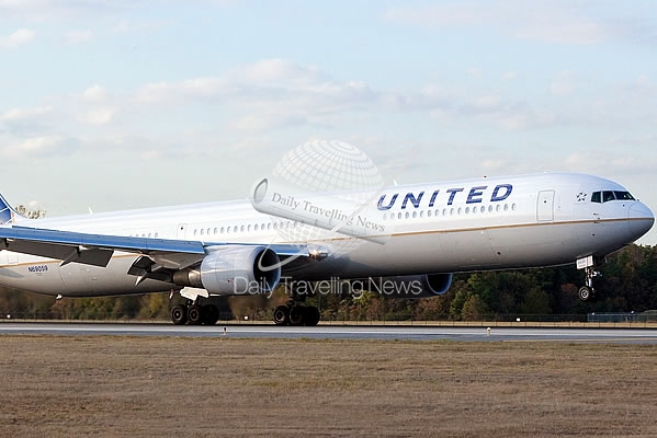 -United Airlines - Boeing 767-400-