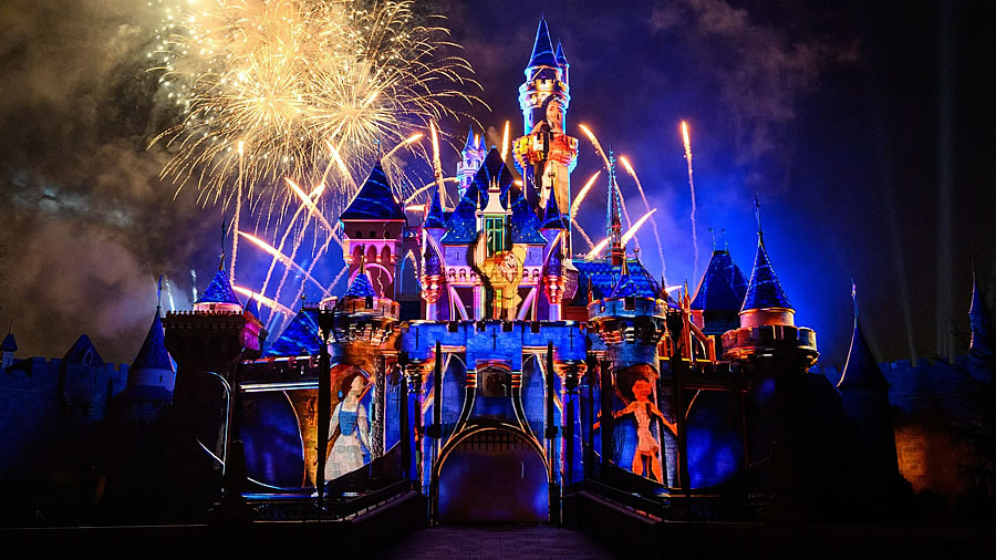 Disneyland Resort celebra Disney100