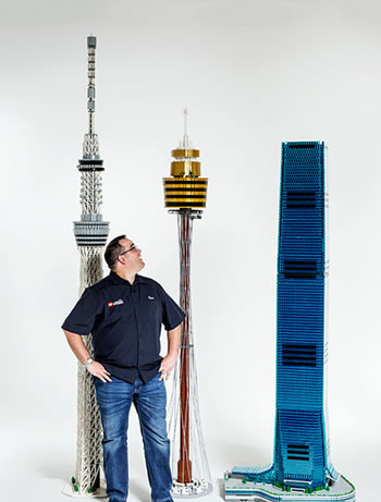 La exposición Towers of Tomorrow con LEGO Bricks llega Michigan Science Center