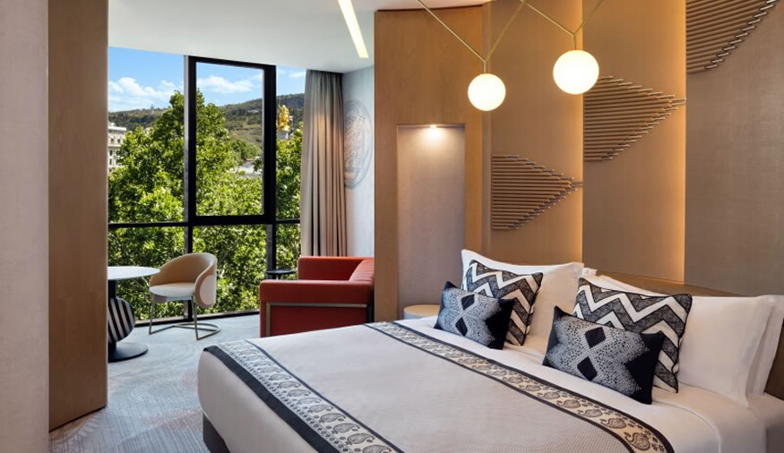 Georgia recibe a Paragraph Freedom Square, a Luxury Collection Hotel, Tbilisi