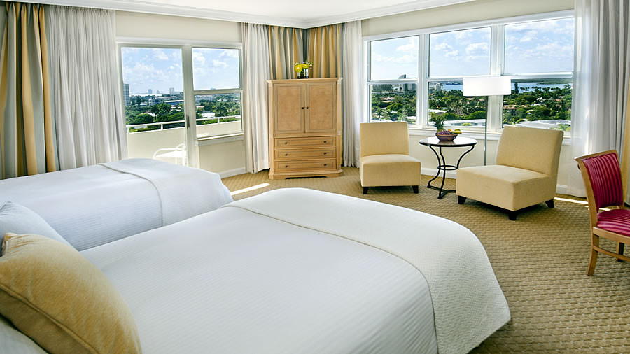The Sea View Hotel ofrece todas las comodidades con un elegante estilo