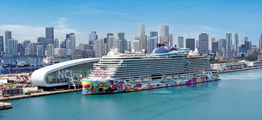 Norwegian Aqua recibió su bautismo en Miami