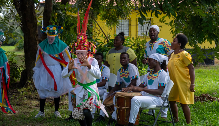 Dangriga y Hopkins en Belize