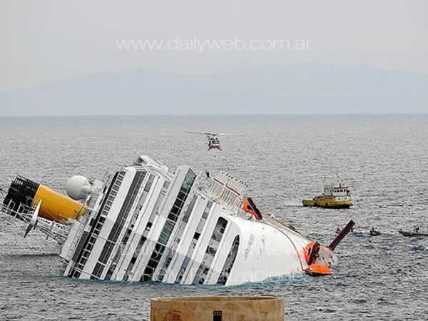 -Italia advierte del riesgo de contaminaci�n tras el naufragio del Costa  Concordia-