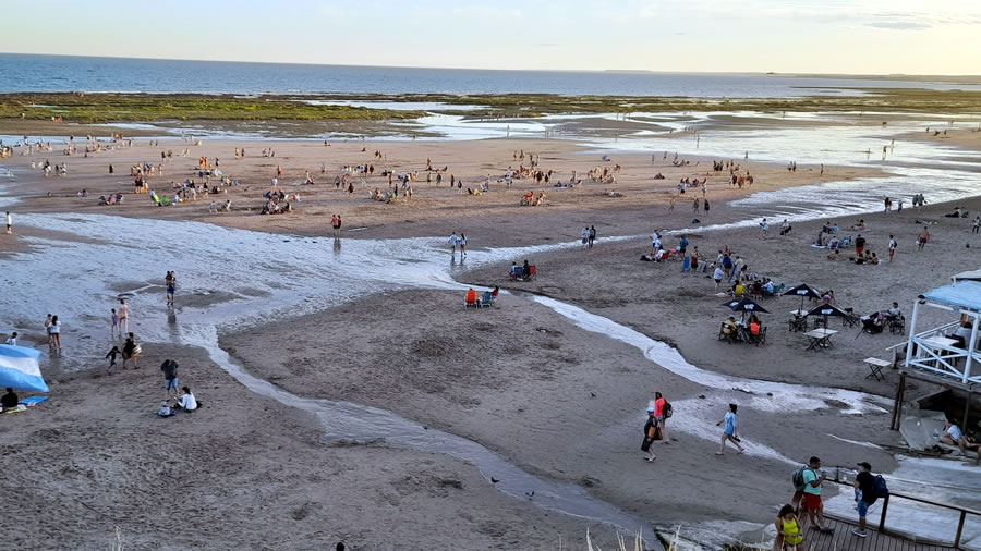 -Ro Negro recibi la visita de casi 45.000 turistas durante el fin de semana extralargo-