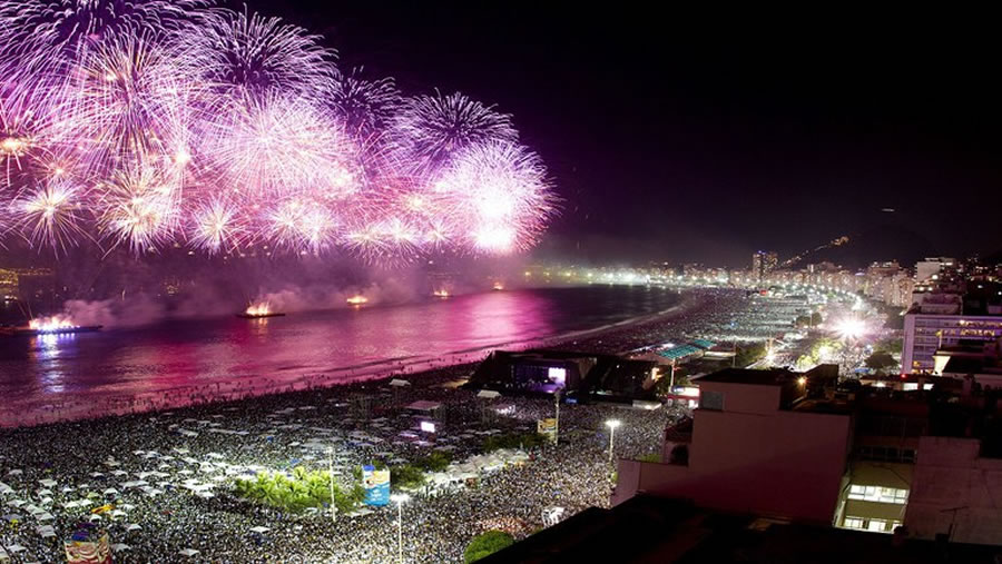 -Las Fiestas en Brasil podran atraer a ms de 10 millones de visitantes-
