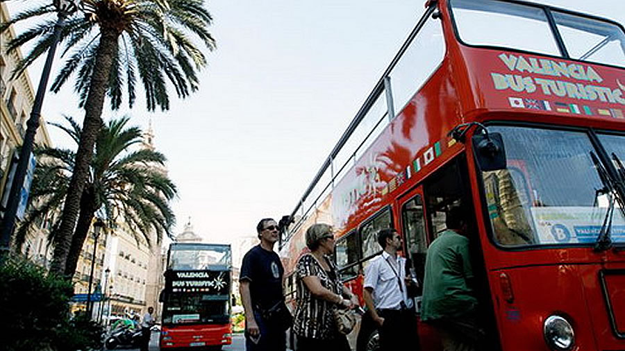 -España alcanza en febrero 2,46 millones de empleos en la actividad turística-