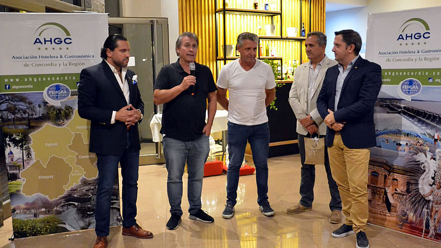 -La dirigencia empresaria de FEHGRA región NEA sesionó en Federación, Entre Ríos-