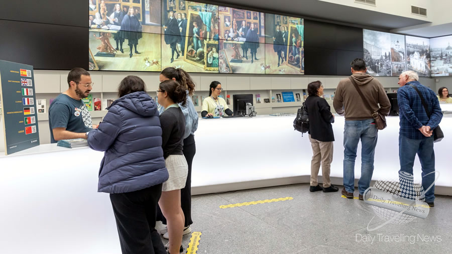 -Madrid felicita a sus visitantes por el Dia Mundial del Turismo-