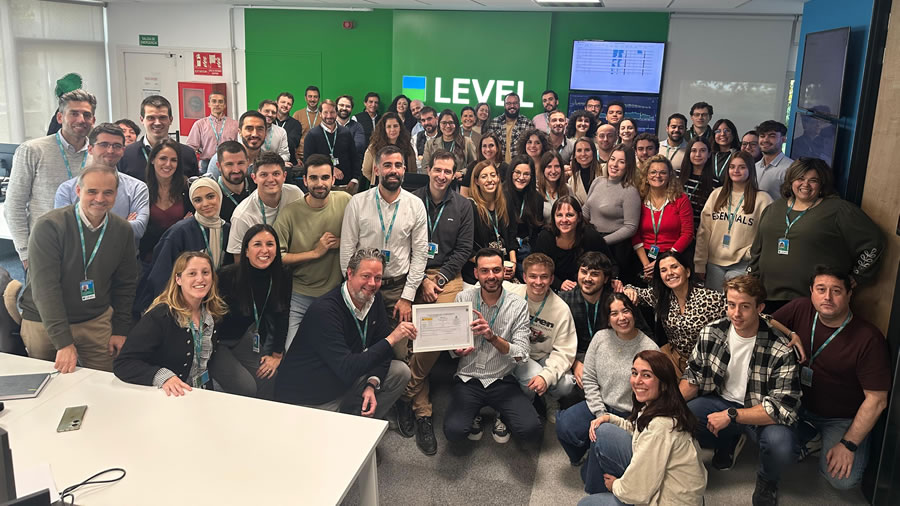 -LEVEL obtiene su Certificado de Operador Aéreo (AOC)-