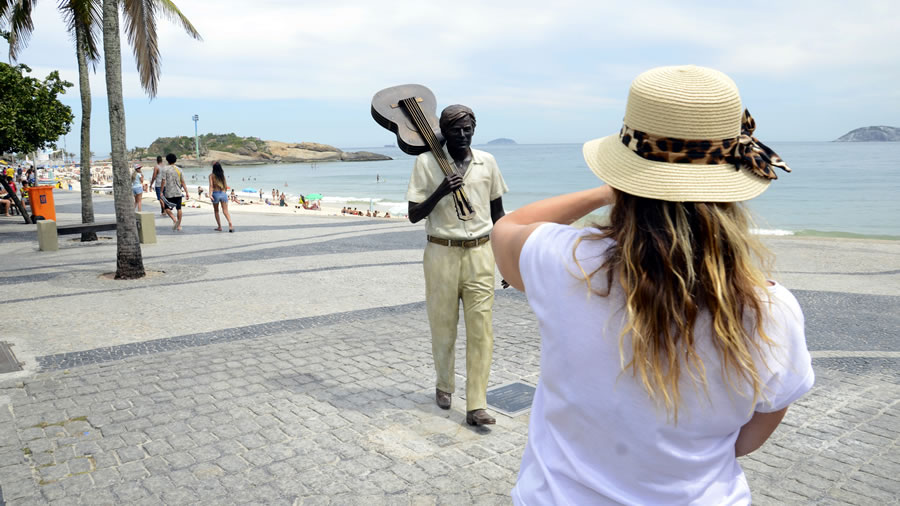 -Río de Janeiro rinde homenaje a Tom Jobim-