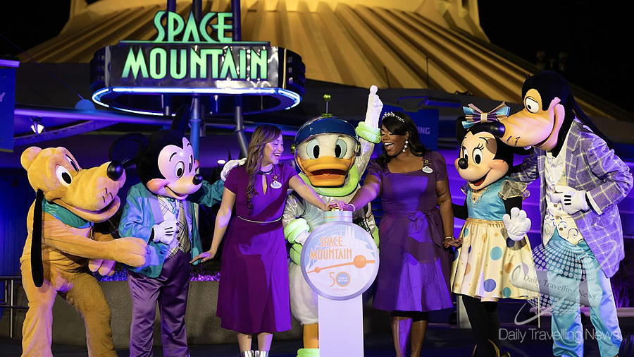 -Walt Disney World Celebra los 50 Años de Space Mountain-