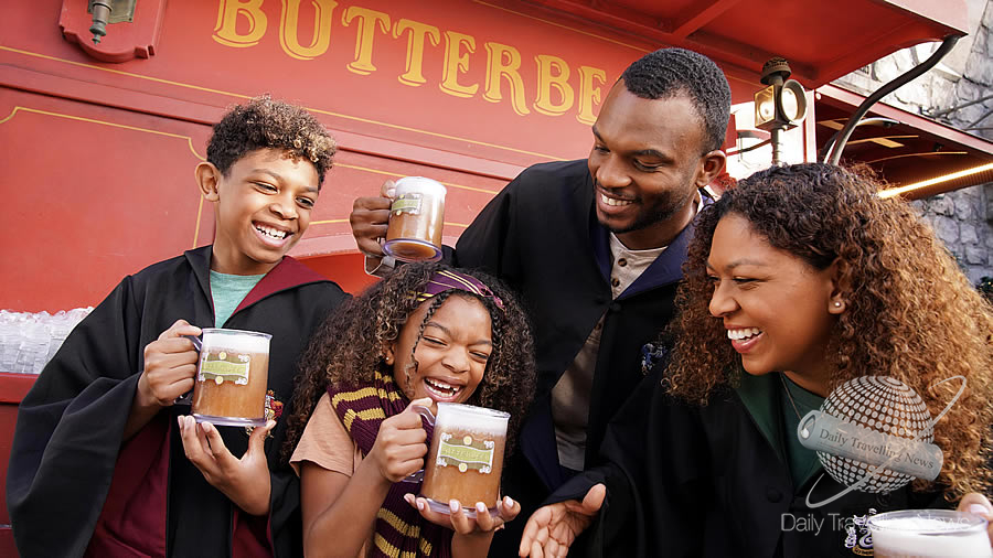 -Celebra la Temporada de Butterbeer en The Wizarding World of Harry Potter-