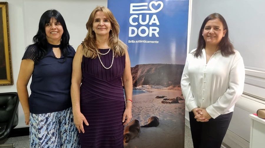 -Ecuador: El Destino Turístico de los Cuatro Mundos-