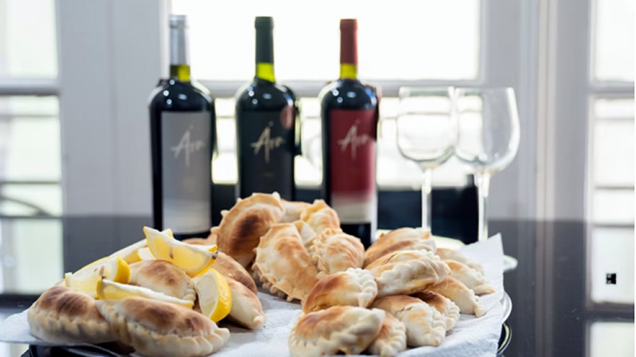 -Entre Rios recibe la Fiesta de la Empanada y el Vino-