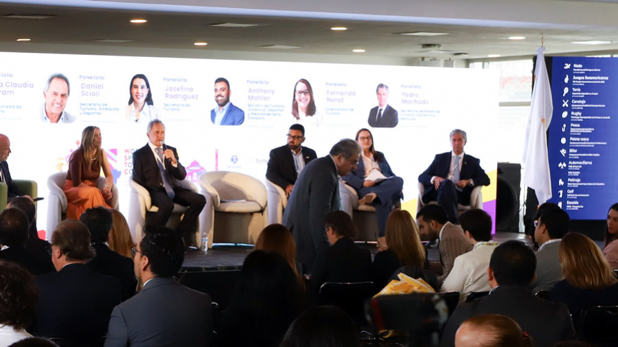 -Scioli en la 4ta Edición del Congreso Mundial de Turismo Deportivo-