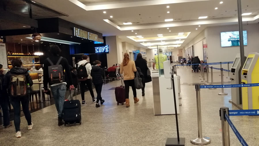 -Aeropuertos Argentina readecua el contrato de concesi髇 despu閟 de una larga renegociaci髇-