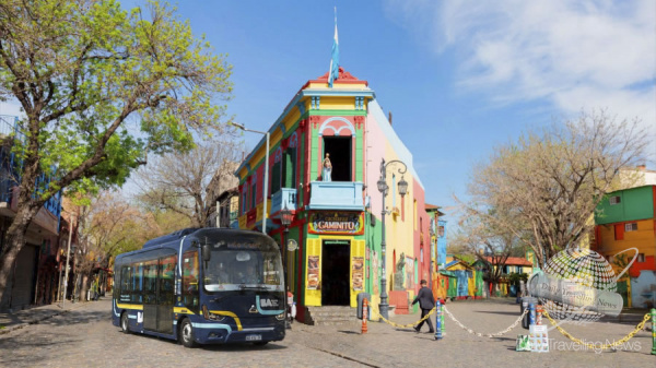 El bus eléctrico extiende su recorrido y ahora llega a Caminito