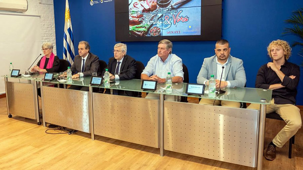 El 1 Festival Regional de Parrillas y Vinos llega a Uruguay
