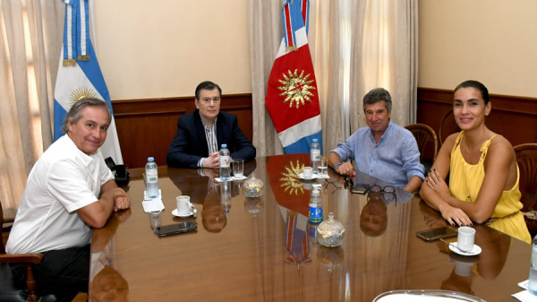 Autoridades de FEHGRA se reunieron con el Gobernador de Santiago del Estero