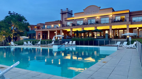 Howard Johnson Chascoms inaugur 29 habitaciones tipo Apart Hotel