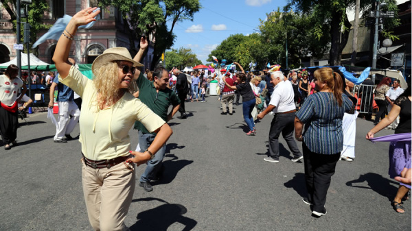 La Ciudad de Buenos Aires espera ms de 114 mil visitantes en el finde extralargo