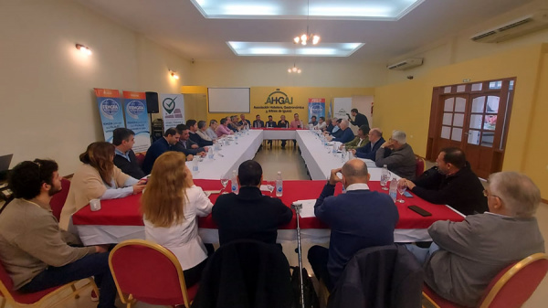 La dirigencia hotelera y gastronmica del Litoral analiza problemticas en Puerto Iguaz
