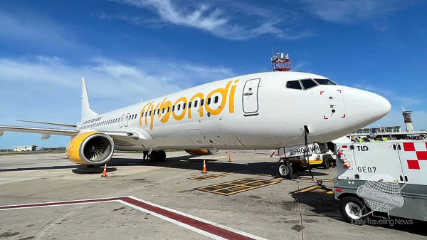 Flybondi sum un nuevo avin y ya duplica su flota de hace un ao