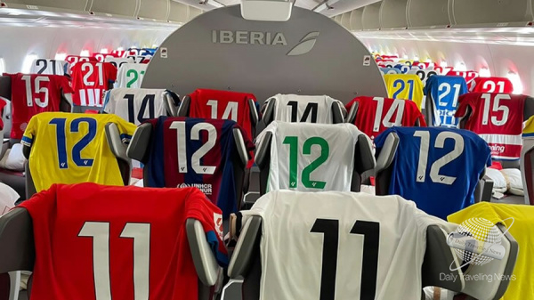 Iberia destina 50 Camisetas de 20 Equipos LALIGA para pasajeros del vuelo IB6585