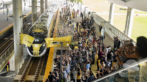 Brightline ya une Miami con Orlando
