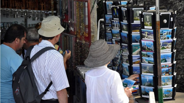 El gasto de turistas extranjeros en Brasil alcanz en agosto R$ 3,22 mil millones