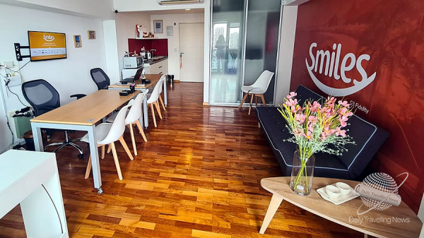 Smiles inaugura su primera oficina de atencin al cliente presencial