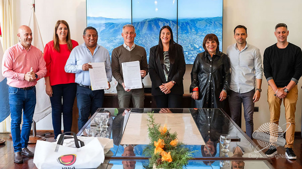 Catamarca y Carlos Paz firmaron un convenio de cooperacin en materia turstica y cultural