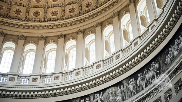 El CEO de U.S. Travel insta al Congreso a respaldar la industria de viajes como un camino hacia la recuperacin econmica y el crecimiento