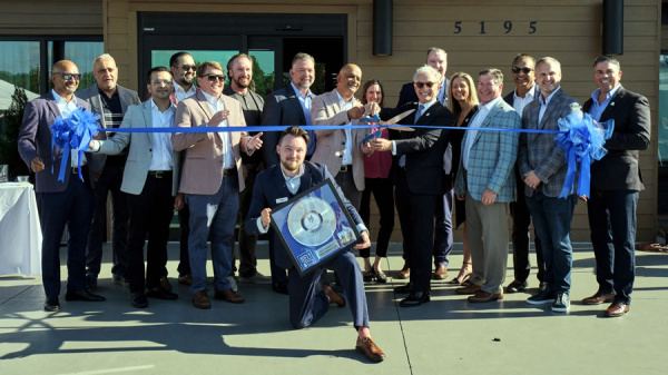 El primer hotel Hyatt Studios celebra su gran inauguracin en Mobile, Alabama