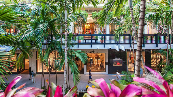 Bal Harbour Shops celebra 60 años de lujo, innovación y expansión