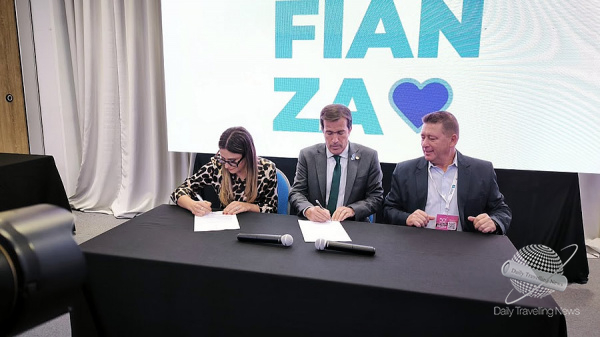 FAEVYT y Río Negro firman convenio para fortalecer el registro de agencias de viajes