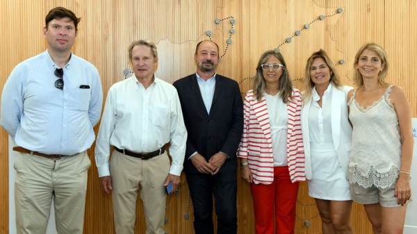 Empresarios hoteleros de Argentina y Per� se asesoran en Galicia sobre turismo termal 