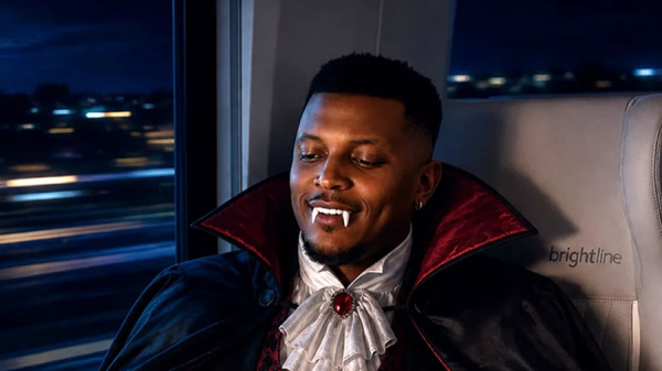 Halloween Horror Nights con Brightline y una salida especial en tren a medianoche